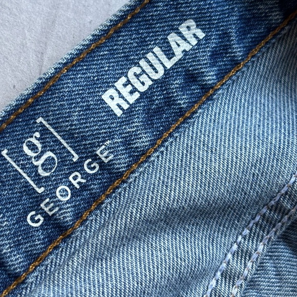 George Jeans! - Picture 3 of 4